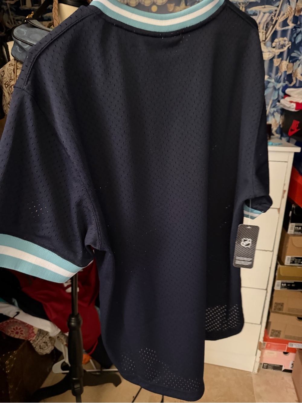 Seattle Kraken Jersey Size L Mitchell & Ness - Picture 5 of 7